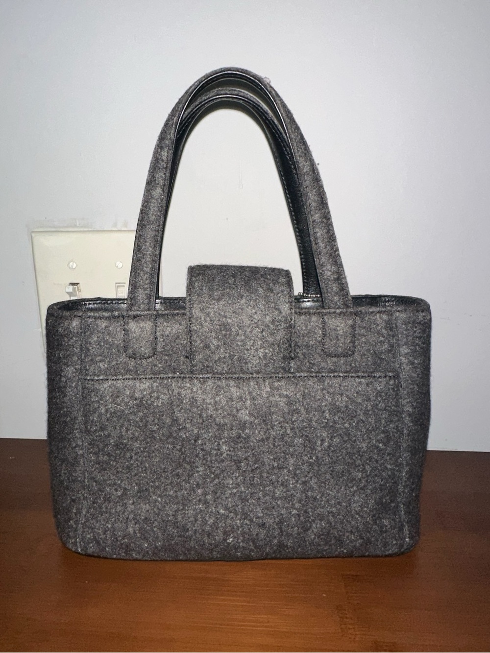 Coach Gray Wool Tote Handbag with Turn-Lock Closure - Picture 3 of 10